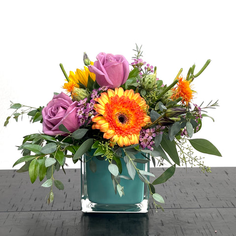 Seasonal Spring Flowers – Flower Works LLC